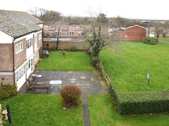 Flat for sale in Galleywood, Chelmsford