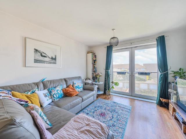 Flat for sale in Greater London