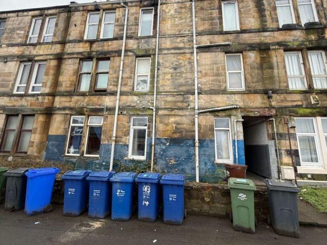 Flat for sale in Glenburn, Scotland