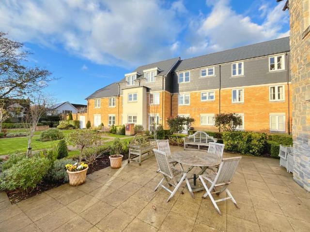 Flat for sale in Llanblethian, Cowbridge