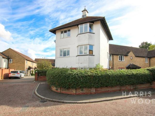 Flat for sale in Fordham Heath, Essex