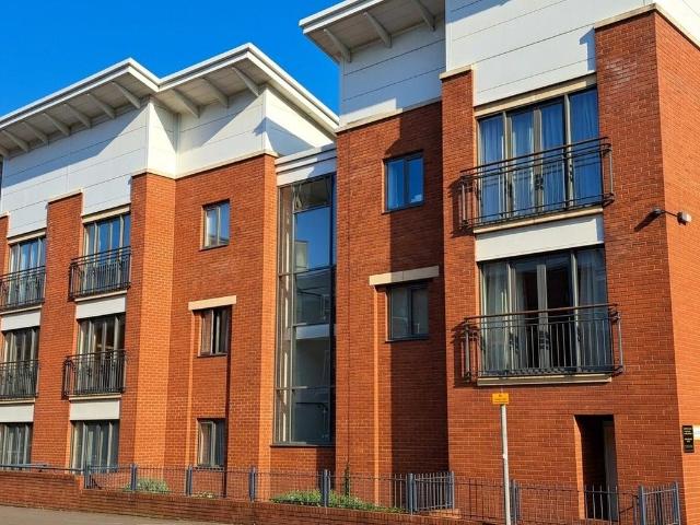 Flat for sale in Bilston, Wolverhampton