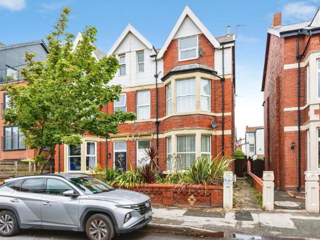 Flat for sale in St Annes, Fylde
