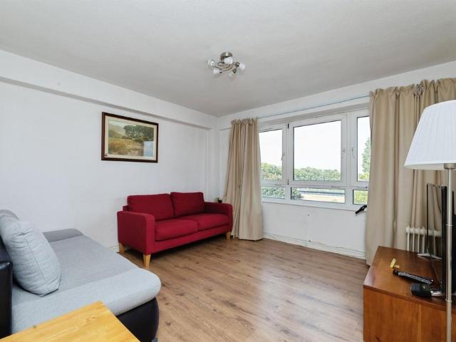 Flat for sale in Becontree, Isle Of Man