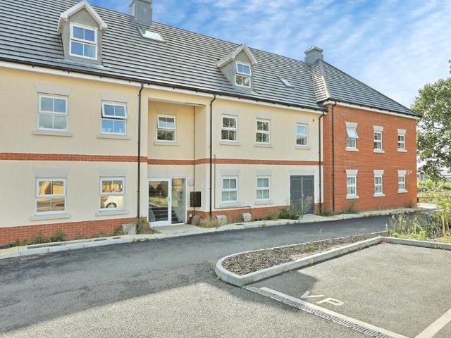 Flat for sale in Postwick, Broadland