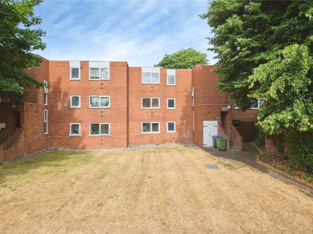 Flat for sale in Gravelly Hill, West Midlands