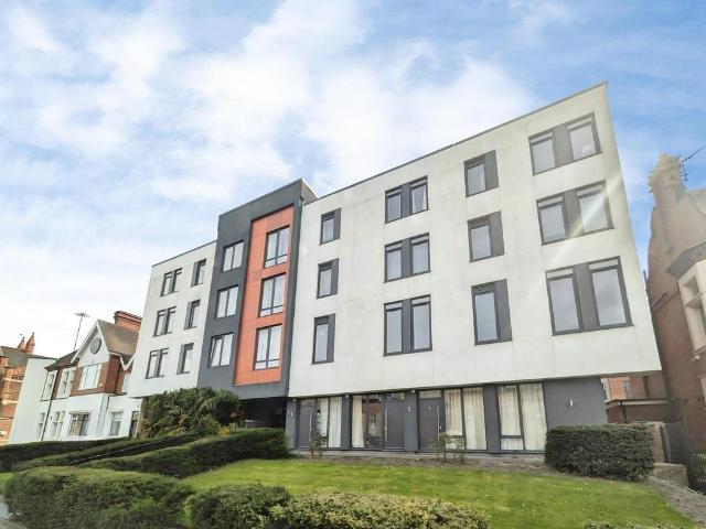 Flat for sale in Spon End, West Midlands