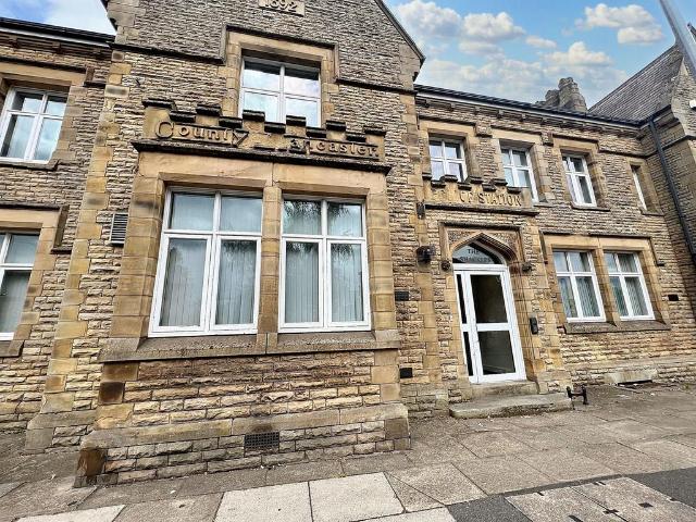 Flat for sale in Patricroft, Salford