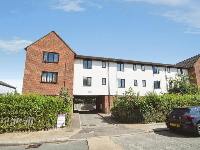 Flat for sale in Moulsham, Chelmsford