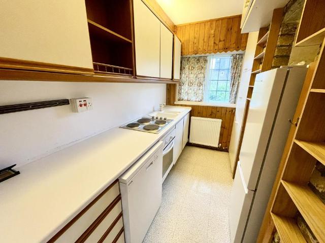 Flat for sale in Golders Green, Greater London