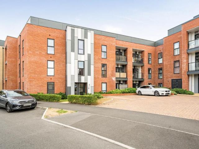 Flat for sale in East Anton, Barton Stacey
