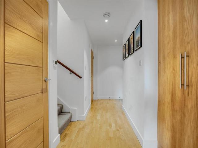 Flat for sale in London Borough of Newham, Greater London