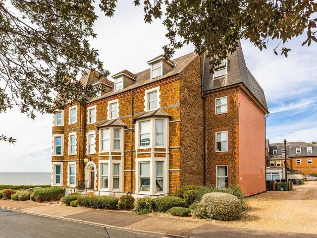 Flat for sale in Hunstanton, Brookville
