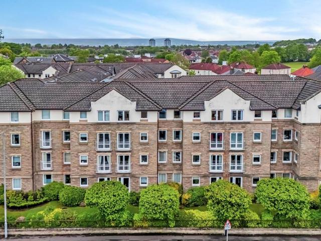 Flat for sale in Whitehaugh, Paisley