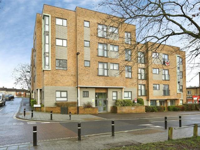 Flat for sale in Thornhill, City Of Southampton