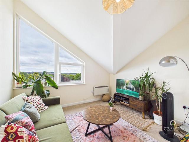 Flat for sale in Bensham, Tyne And Wear