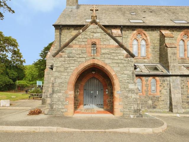 Flat for sale in Criccieth