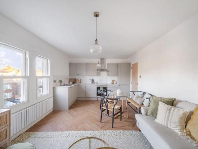 Flat for sale in Penge, Isle Of Man