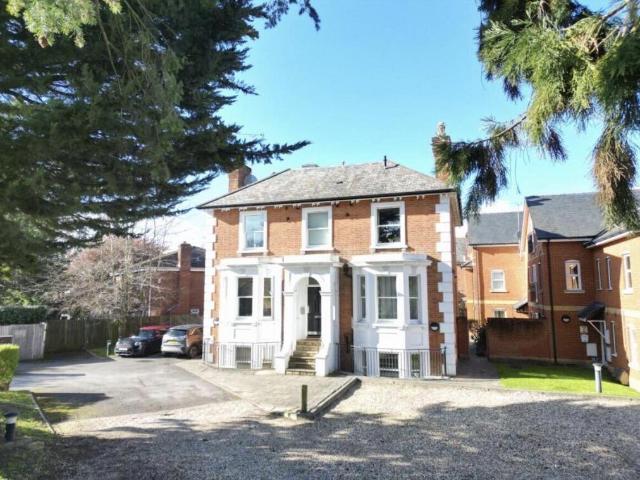Flat for sale in Newtown, Reading