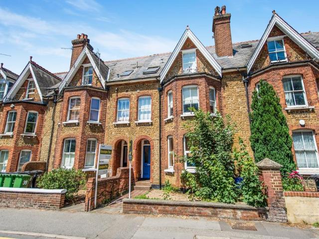 Flat for sale in Charlotteville, Westborough