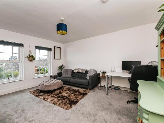 Flat for sale in Withycombe, Budlake