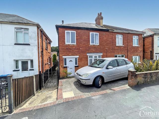 Flat for sale in Talbot Village, Bournemouth