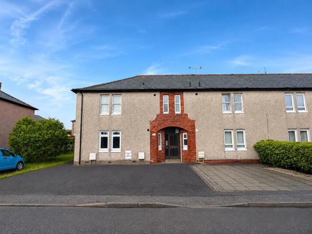 Flat for sale in Dumfries, Scotland