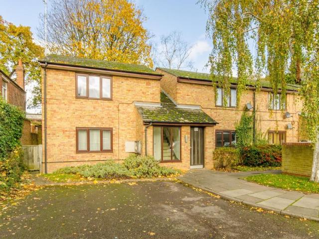 Flat for sale in New Barnet, Isle Of Man