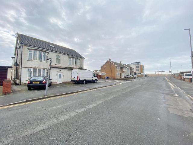 Flat for sale in Rossall Beach, Cabus