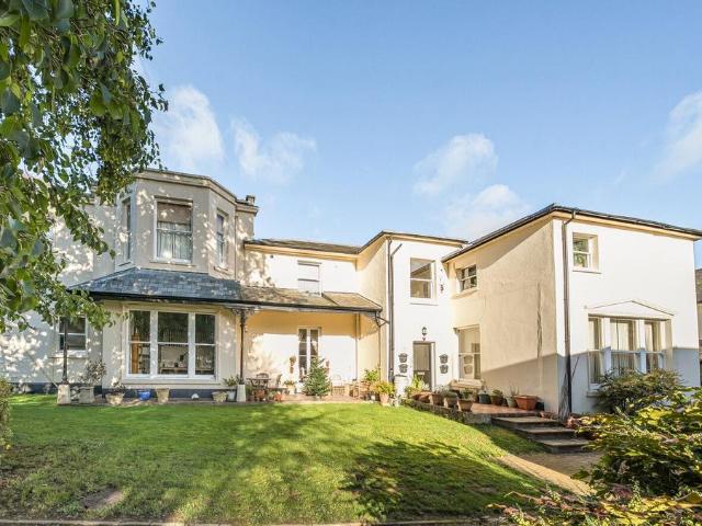 Flat for sale in Barton Stacey, Hampshire