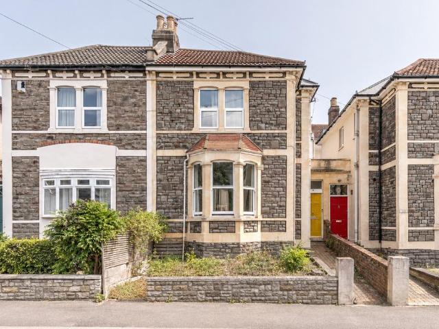 Flat for sale in Pigsty Hill, Feckenham