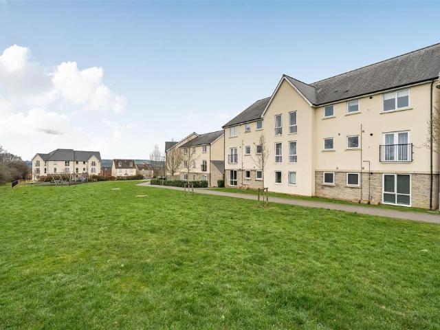 Flat for sale in Keynsham, Bath And North East Somerset