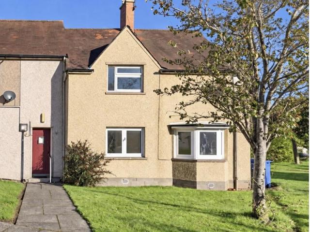 Flat for sale in Broomhill, Penicuik