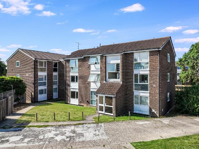 Flat for sale in Chelmsford, Essex