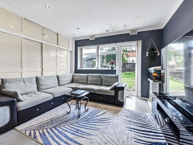 Flat for sale in Seven Kings, Isle Of Man