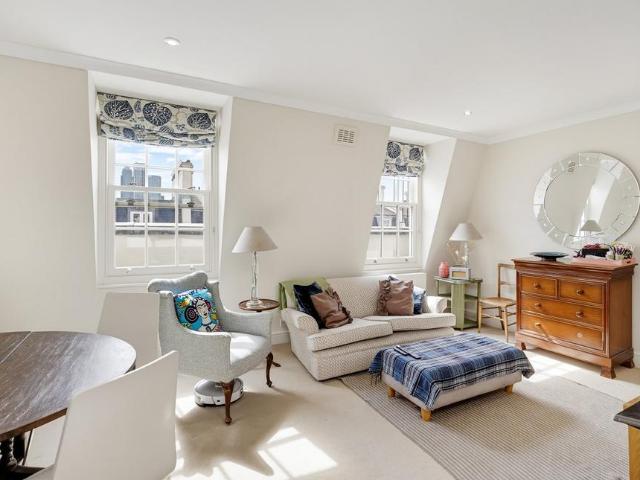 Flat for sale in City of Westminster, Greater London