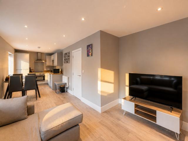 Flat for sale in Maney, Sutton Coldfield