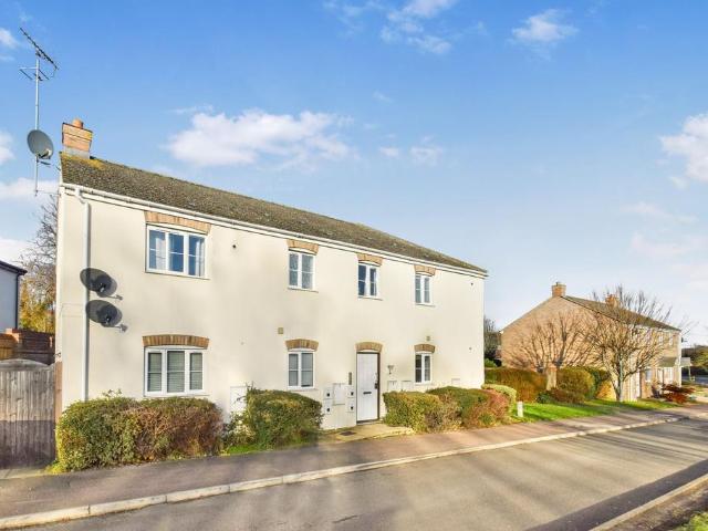 Flat for sale in Huntingdon, Cambridgeshire