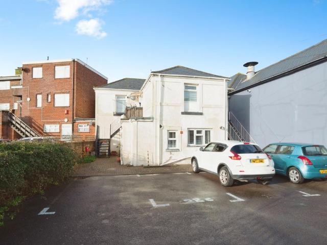 Flat for sale in Spring Vale, Hampshire