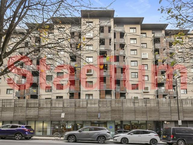 Flat for sale in Holloway, Lower Holloway