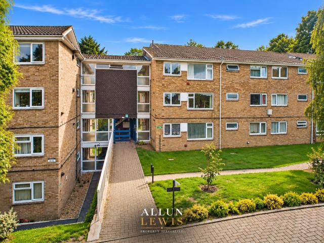 Flat for sale in Longport, The Bridge