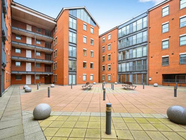 Flat for sale in St Ann's, Haddon