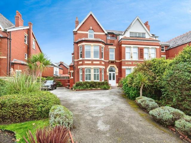 Flat for sale in St Annes, Lytham