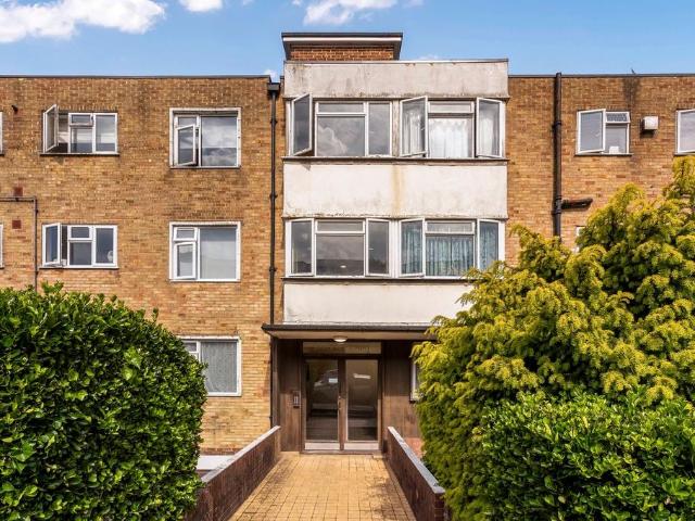 Flat for sale in Aldrington
