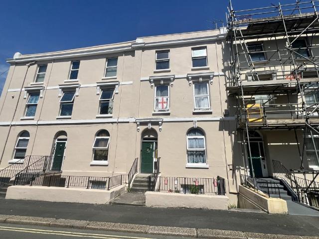 Flat for sale in Pennycomequick, Mount Wise