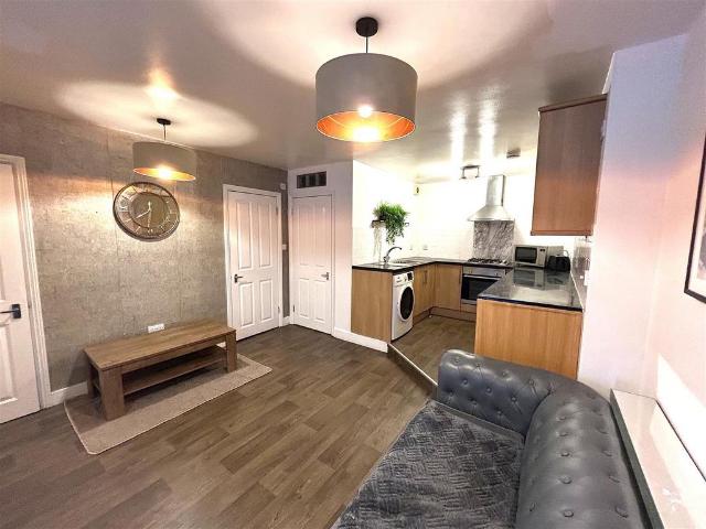 Flat for sale in Newhaven, Lewes