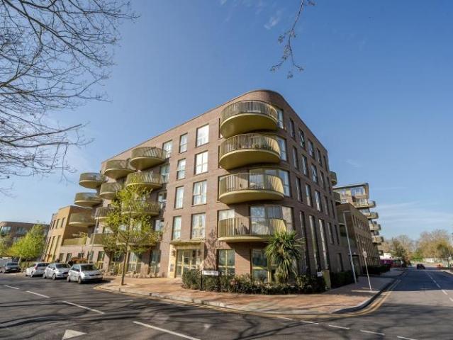 Flat for sale in Kidbrooke, Greater London