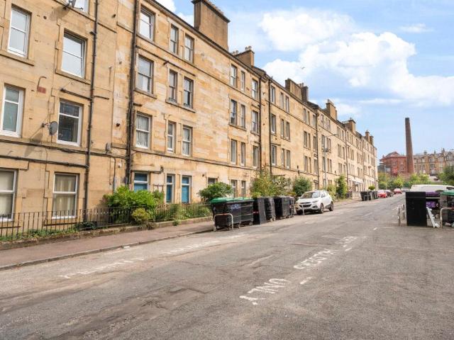 Flat for sale in Tynecastle, Gorgie