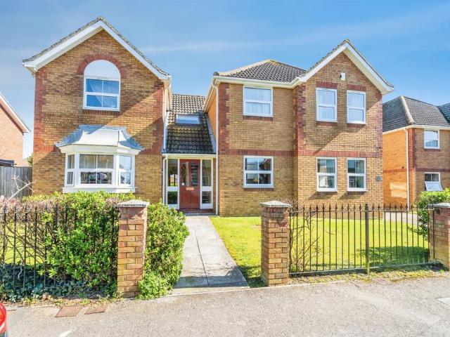 Flat for sale in Clapham, West Sussex