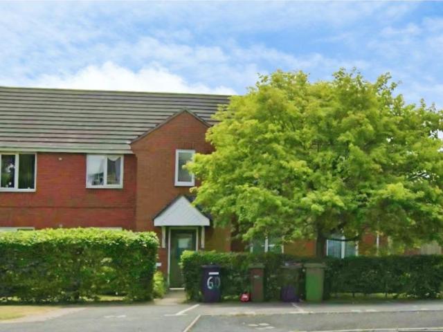 Flat for sale in Heath Park, Wolverhampton